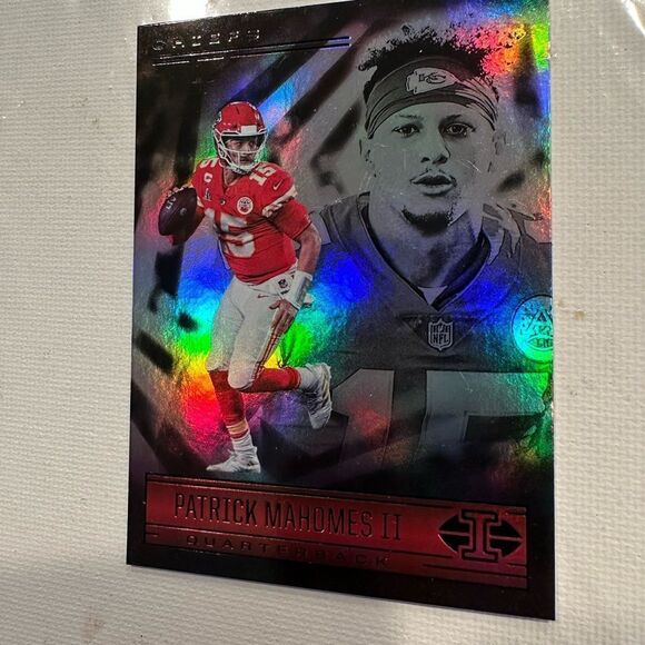 Panini Trading Card - Red and Black Design Patrick mahomes illusions mint - Picture 2 of 3
